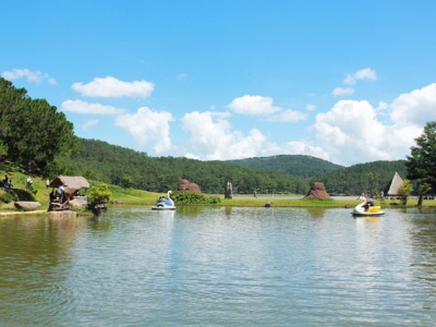 Thưởng ngoạn phong cảnh núi rừng cao nguyên - Đà Lạt